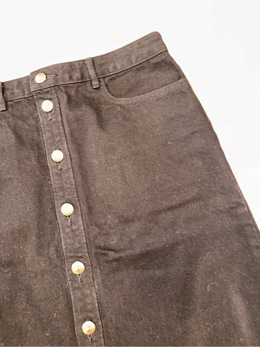 A.P.C. Theresa Size UK 40/US 8 Black Denim Skirt with Antique Brass Buttons